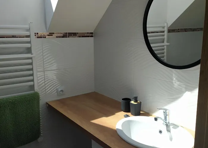 Na Skraju Wsi, דירה *